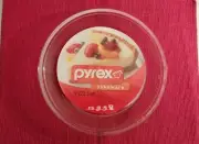 Pyrex Bakeware 9-1/2-Inch Scalloped Pie Plate, Clear NEW