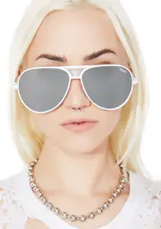 [Quay Eyeware] x Kylie Iconic Sunnies