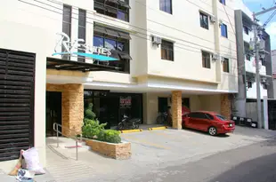 RF套房酒店RF Suites Hotel