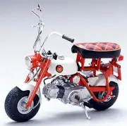 EBBRO 1/10 Scale Honda MONKEY Z50M Red Color w/Original Box