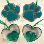 Set 4 Green Paws Hearts within Hearts Tree Baubles Gift Xmas Handmade Resin