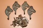(16) Rustic Horse Cabinet Pulls & Horse Wall Hooks, Cast Iron, Lot of 16