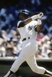 First Baseman Bob Watson Of The New York Yankees Baseball 1980s Photo 10