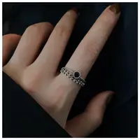 在飛比找momo購物網優惠-【HaNA 梨花】韓國復古基調．雙層黑寶石戒指