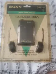SONY WALKMAN SRF-29 Vintage Stereo Receiver FM AM RADIO NEW SEALED
