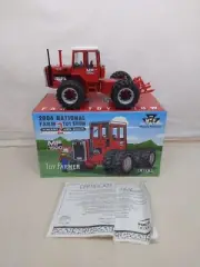 1/32 Ertl Massey Ferguson 1500 Tractor 2004 National Farm Toy Show