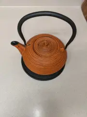 Ja-unendlich Cast Iron Teapot "Arare" Orange & black Trivet