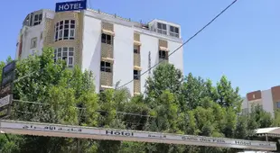 Hotel Senhaja