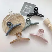 Hollow Hair Claw Coffee - L