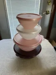 Tupperware Wonderlier Bowl 4 piece Set classic