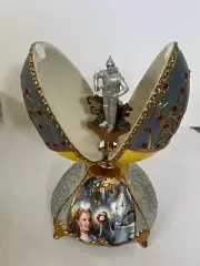 Disney WIZARD OF OZ Tin Man Musical Egg NEW