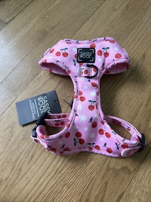 sassy woof dog harness Size M