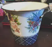 MACKENZIE-CHILD'S WHITE FLOWER MARKET ICE BUCKET/COOLER,NEW ,RETIRED