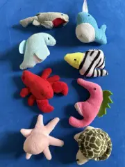 Sea Animal Finger Puppets 8 Pieces Turtle, Lobster, Octopus, Fish, Whale shark