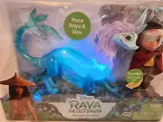 Disney Raya and The Last Dragon Petite Raya & Sisu Gift Set Lights Up New