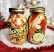 Pickled Onions With Cauliflower, Baby Corn, Peppers, Carrots 2 Glass Jars 32 0z