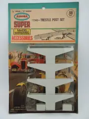 AURORA SUPER MODEL MOTORING O GUAGE WIDE TRACK TRESTLE POST SET NEW ON CARD 1740