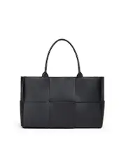 Bottega Veneta Medium Arco Tote in Black
