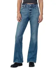 Joe's Jeans The Provocateur Mid Rise Petite Bootcut Jeans in Delight