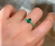 1.77 Ct Pear Cut Natural Emerald Engagement Ring 14K solid Yellow gold
