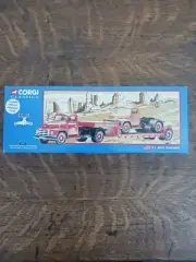 CORGI Classics LTD-ED U.S. Road Transport Diamond T620 W/Load 1:50 Scale 55901