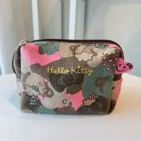在飛比找蝦皮購物優惠-日本帶回Hello Kitty迷彩化妝包（絕版）