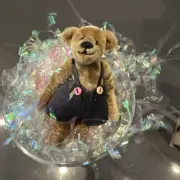 1995 Golden Teddy Awards Winner Bev White Bit-0-Brew Bear Signed Box