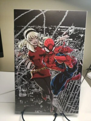 AMAZING SPIDER-MAN #30 KAARE ANDREWS VIRGIN TRADE DRESS