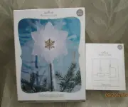 Hallmark 2010 Wonder & Light Glowing Snowflake Tree Topper & Magic Cord-Both NIB