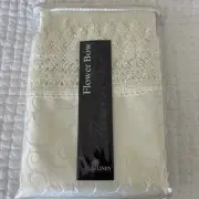 Flower Bow Vintage Lace Pattern Polyester Damask Jacquard Tablecloths 70x120"