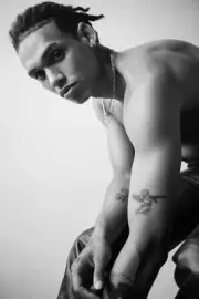 [F032] Male Model Showing Off Body To Viewer Fine Art Hunky Physique