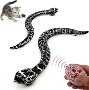 Tipmant RC Snake IR Remote Control Crawlers Fake Realistic Animals Vehicle Scary