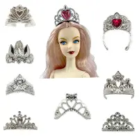 在飛比找蝦皮購物優惠-芭比娃娃皇冠 頭飾 袋裝10款 6分30釐米芭比娃娃皇冠首飾