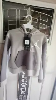 Jordan Girl's Jumpman Pullover, Hoodie Girls' Grade School Size M NEW w TAGS
