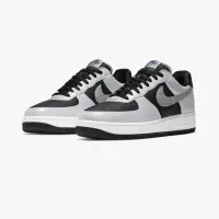 在飛比找momo購物網優惠-【NIKE 耐吉】AIR FORCE 1 B SILVER 