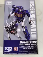 2022 Hasbro Transformers Bumblebee Soundwave & Ravage Plastic Model Kit Figure