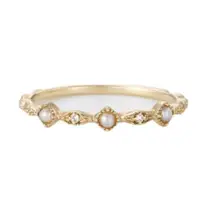 在飛比找ETMall東森購物網優惠-ANGEL 輕奢金色珍珠閃耀鋯石戒指(金色)