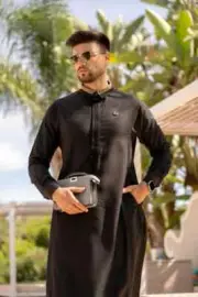 R24 LAWUNG Al-Ameer Adult Men's Thobe Modern Design Arabian Jubbah Black/Gold