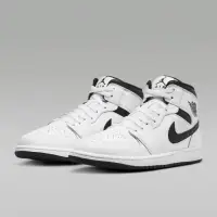 在飛比找momo購物網優惠-【NIKE 耐吉】籃球鞋 運動鞋 AIR JORDAN 1 