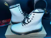 Dr. Martens Zavala Boots Womens 8 Mens 7 White New