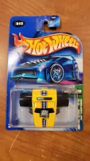 Hot Wheels Fatbax Plymouth Barracuda #045 2004 First Editions