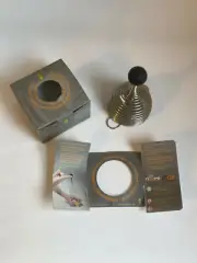 Naomi Walnut/nut Cracker, Award winning Gadget, German Made