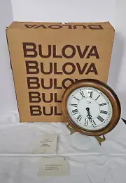 Vintage Bulova Quartz C3670 Portrait Wall Clock Wood Brand New in Box