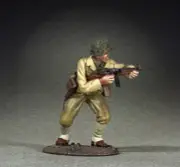 BRITAINS WORLD WAR 2 ALLIES 25188 U.S. INFANTRY CROUCHING WITH THOMPSON M.G.