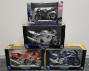 Triumph Speed Triple 1/12 Newray