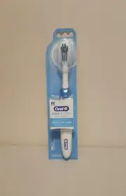 Oral-B Battery Power Electric Deep Clean Toothbrush Remove Plaque (New)