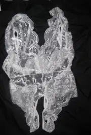Sheer lace crotchless open back rhinestone heart decor bodysuit teddy S white