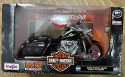 Maisto 1/18 Harley Davidson HD-Custom 2013 FLHRC Road King Classic