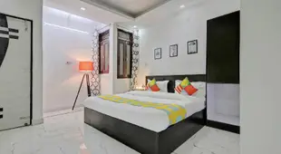 Designer 1BR Stay in Dwarka Delhi