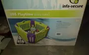 INFASECURE play pen / use for Young puppies. Plastic. Interlocks. Sturdy